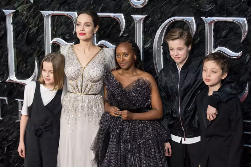 Angelina Jolie z dziećmi / Getty Images / Jeff Spicer / Contributor