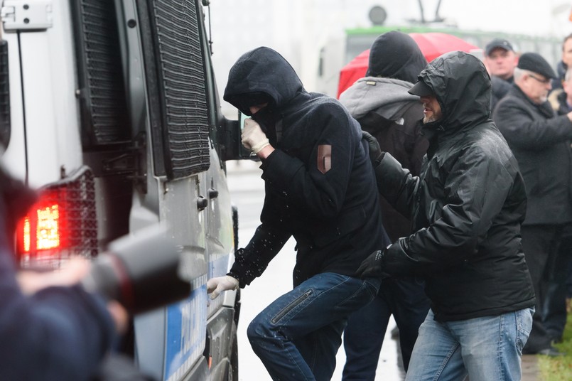 Poznańska policja przeprowadza rekonstrukcję zdarzeń na brzegu rzeki Warty