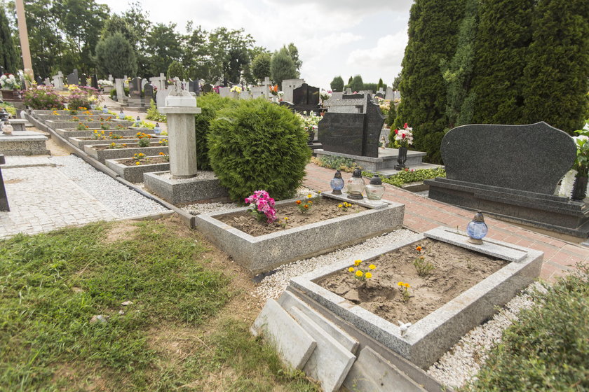 Zdewastowali cmentarz w Kiekrzu