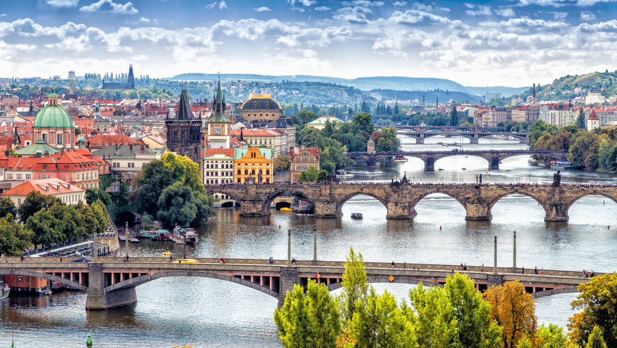 Koronawirus: Czechy. Rząd podniósł stopień zagrożenia epidemicznego w Pradze