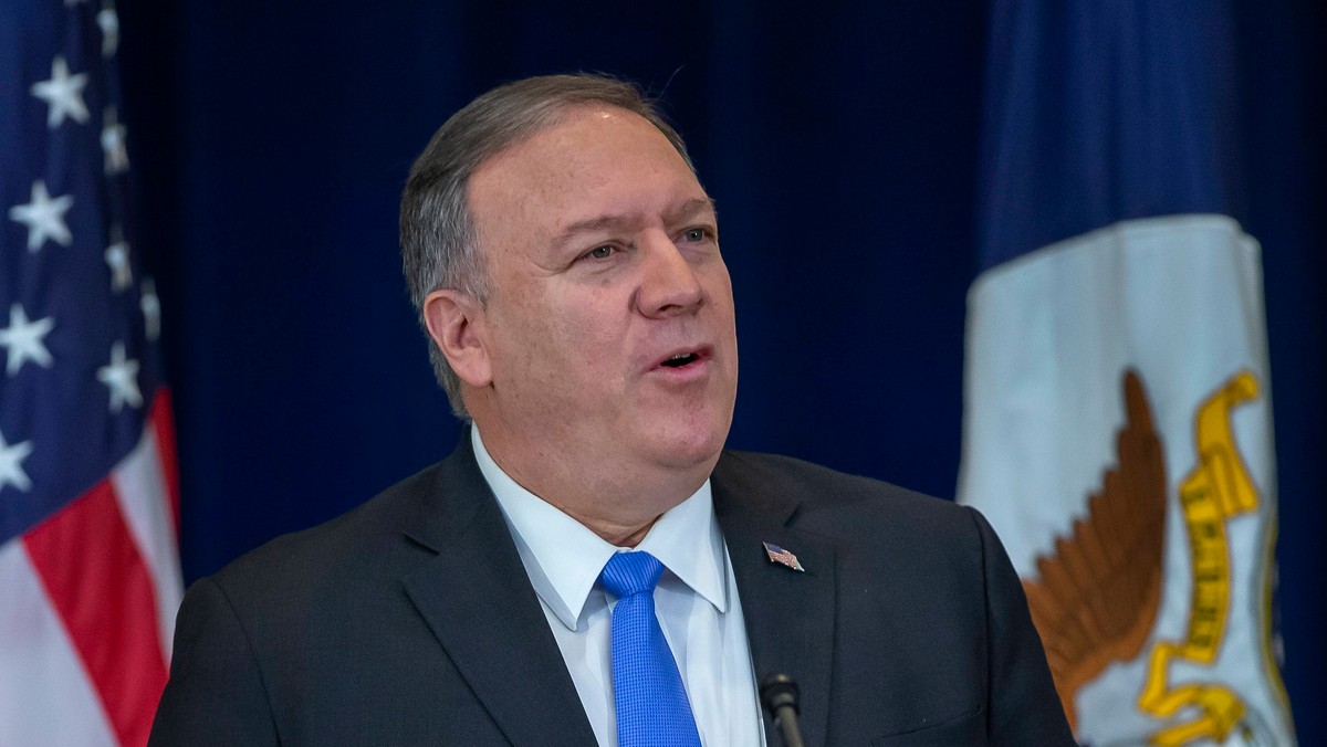 USA nie będą tolerować działań Iranu, które narażają Amerykanów na niebezpieczeństwo - oświadczył sekretarz stanu Mike Pompeo po przeprowadzeniu przez armię USA w Iraku i Syrii nalotów wymierzonych w milicję Kataib Hezbollah, wspieraną przez Teheran.