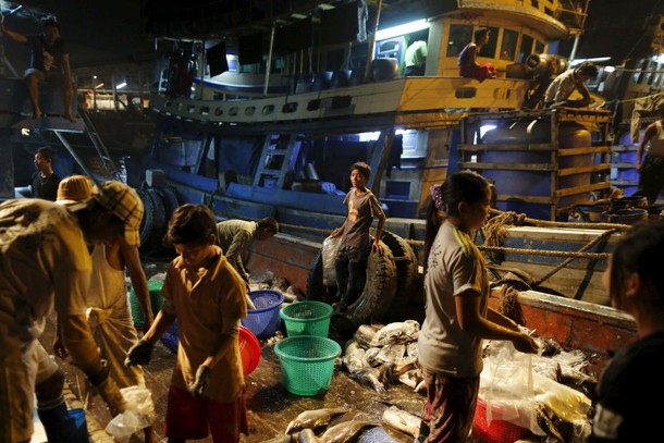 The Wider Image: Children toil in Myanmar