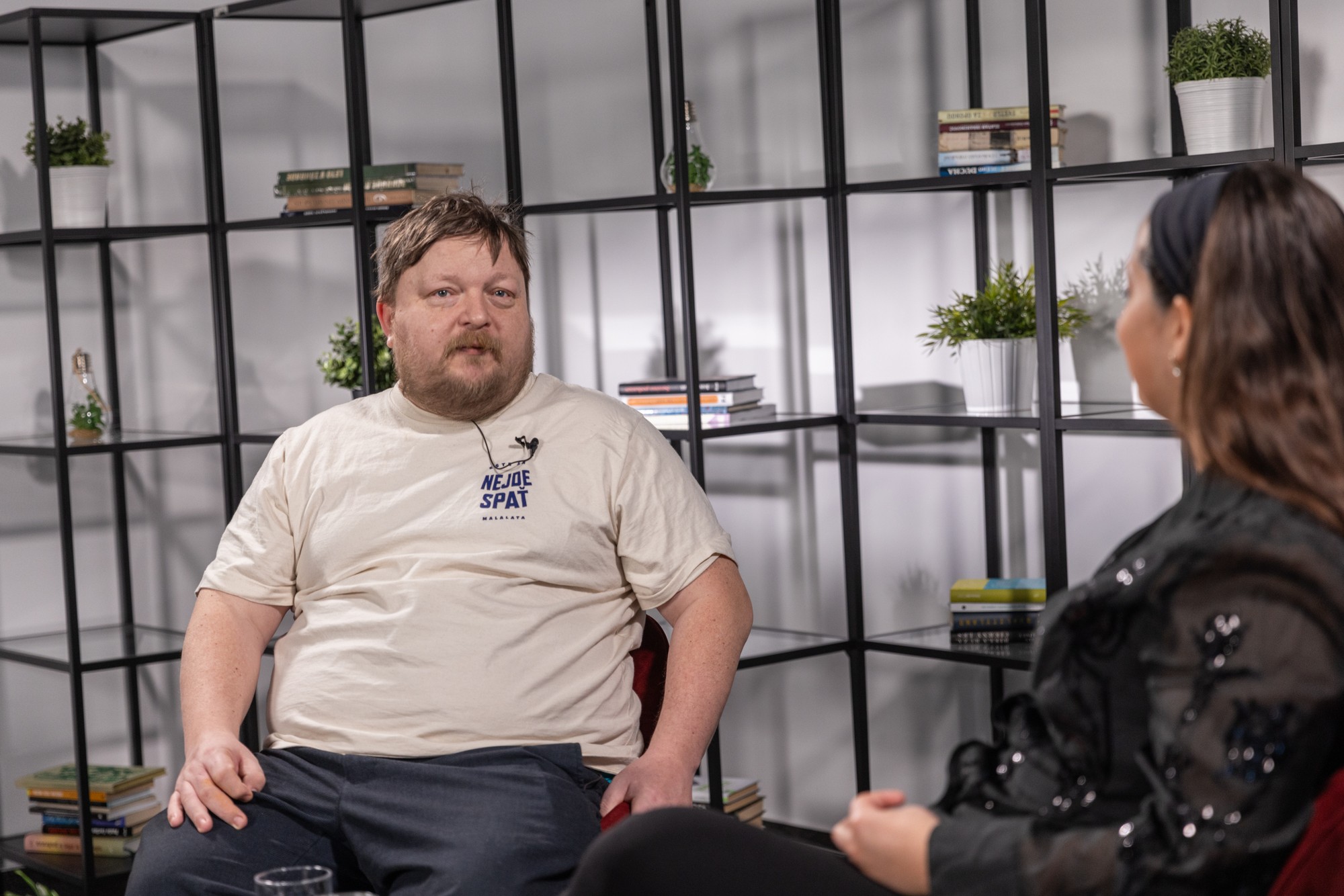 Tomáš „Lasky“ Šedivý z Pary v relácii Off Record.