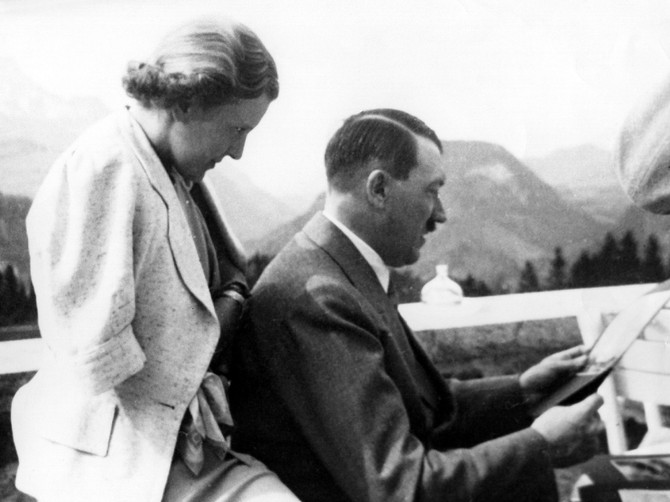 Eva Braun nije smela da zatrudni sa Hitlerom: Dan pred smrt ispunjena joj je najveća želja