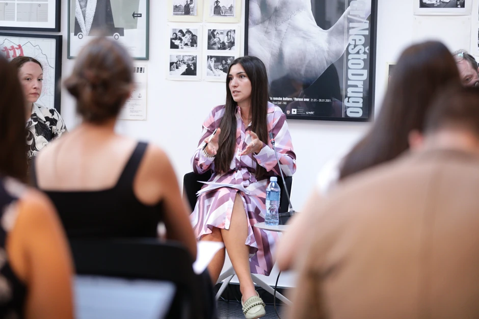 "Institucije mnogo brže šire svest građana o obavezama koje za njih uvode, poput raznih taksi i plaćanja, a mnogo sporije ide podizanje svesti o pravima"