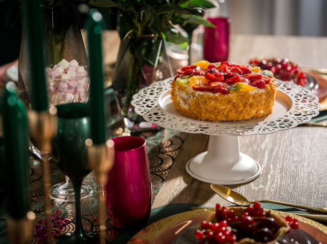 Aranżacje stołu i wnętrz na letnie przyjęcia