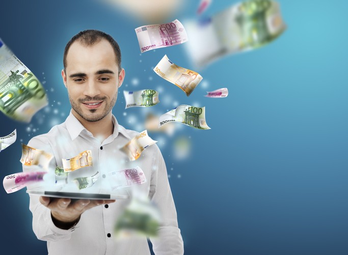 Po szóste: Uważaj na social media
Coraz częściej można usłyszeć, że firmy, które nie zdecydowały się na założenie profili w sieciach społecznościowych są skazane na porażkę. Tak twierdzą marketingowcy i eksperci. W efekcie w ostatnich latach odnotowano lawinowy przyrosty stron firmowych w social media. Niestety zwiększenie ilości nie zawsze idzie w parze z jakością. Często też zdarzają się firmy, które nie potrzebują promocji w tym kanale, z racji rodzaju oferowanych przez siebie produktów. Ich obecność kończy się najczęściej porzuceniem strony firmowej. Jest to spowodowane niezadowoleniem z braku widocznych efektów.
Wynika to z tego, że ich grupa docelowa, wcale nie musi korzystać z social media. Jeśli jednak nasza firma „pasuje” do mediów społecznościowych, warto założyć tam stronę. Należy jednak pamiętać o tym, że jej prowadzenie wymaga dobrego planu wspartego systematycznymi działaniami.
Przedstawione sposoby promocji są wstępem do szerszych działań, które warto wdrożyć po odniesieniu pierwszych sukcesów. Aktywność w zakresie marketingu internetowego może zwiększyć nie tylko zyski, ale też pozwoli rozciągnąć działalność firmy na większy obszar.