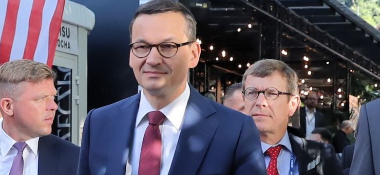 Oto plany rządu PiS na kolejną kadencję. Morawiecki mówi o szybkim wdrożeniu 5G i "torcie gospodarczym"
