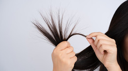Cztery najczęstsze problemy z włosami u kobiet. Jak z nimi walczyć?