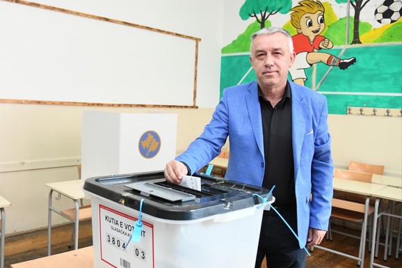"Hvala srpskom narodu na izvanrednim rezultatima" Elek: Srps