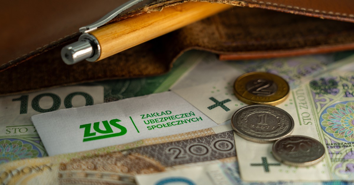 350 plus co miesiąc do emerytury – dla wszystkich seniora. Co należy zrobić, aby otrzymać świadczenie?