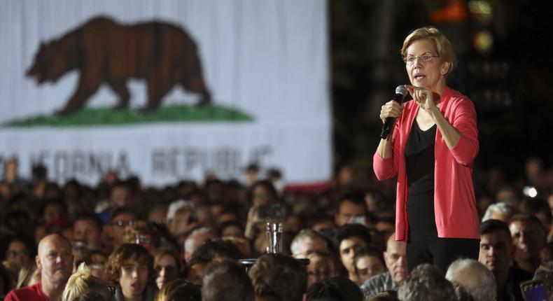 In Shift, Warren Says She'll Forgo Big Money Events if Nominated