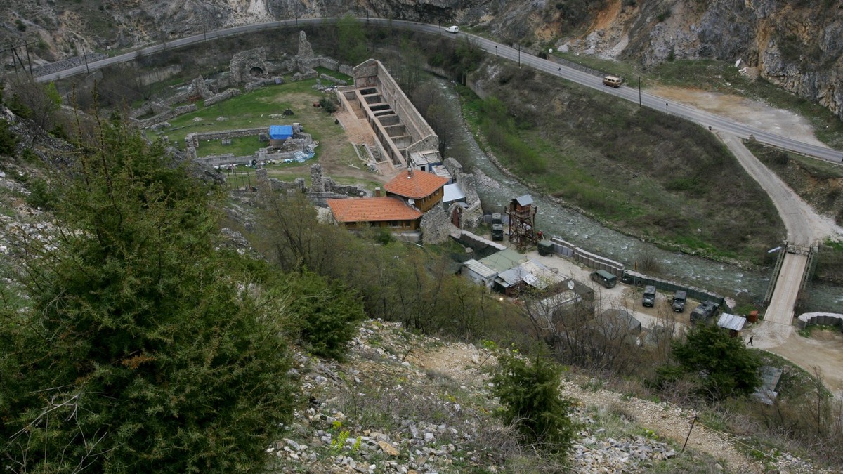 Manastir svetih arhangela Prizren