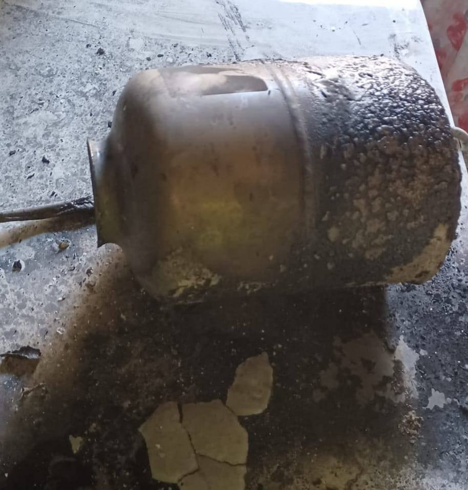 Pri požiari bytu v Topoľčanoch sa zranili dvaja ľudia.