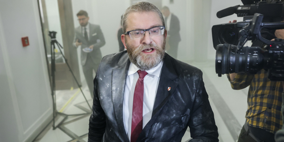 Grzegorz Braun wywołał skandal w Sejmie.