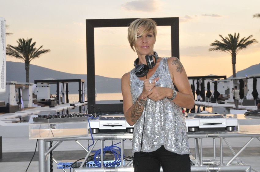 Zabava je potrajala do jutra