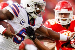 Tyrod Taylor has the Bills back in the playoff hunt after a horrendous experiment with a backup