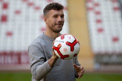 Lukas Podolski trafi do Ekstraklasy? 'Trwają zaawansowane rozmowy'