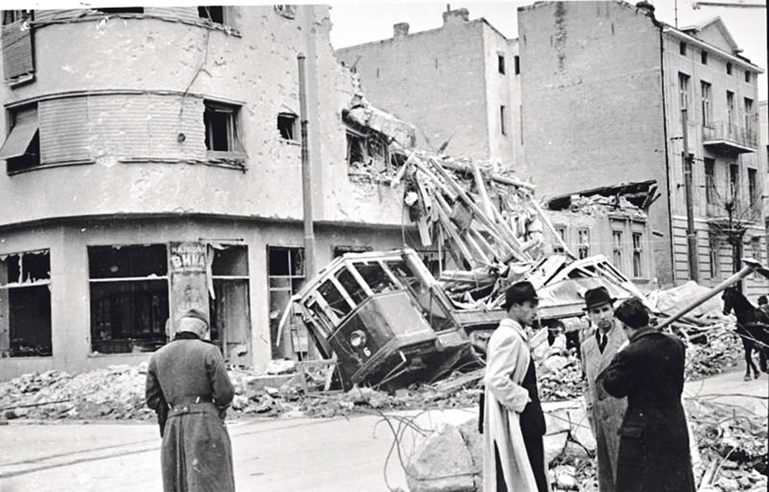 Razoreni Beograd u aprilskom bombardovanju 1941.