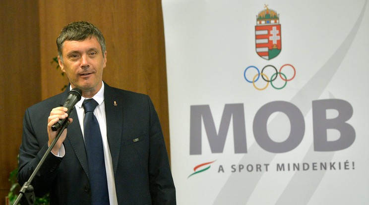 Siklós Erik, a MOB sajtószóvivője szerint nem az olimpiai bizottságot terheli a sportolók kifizetése /Fotó: MTI-Máthé Zoltán