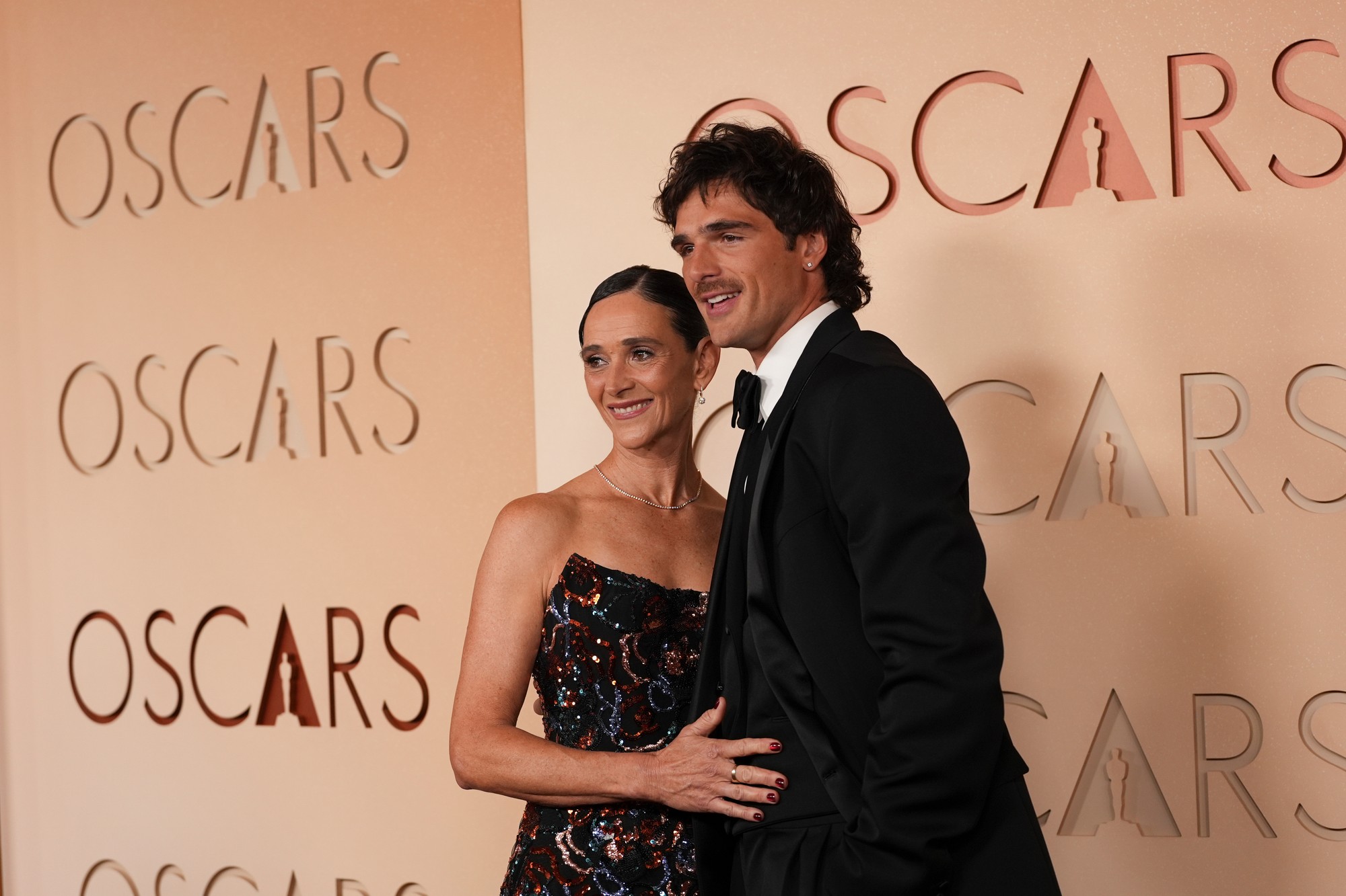 Udeľovanie Oscarov 2026: Melissa Elordi a Jacob Elordi.