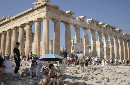 Władze Aten skracają godziny zwiedzania Akropolu. Znów 44 stopnie C