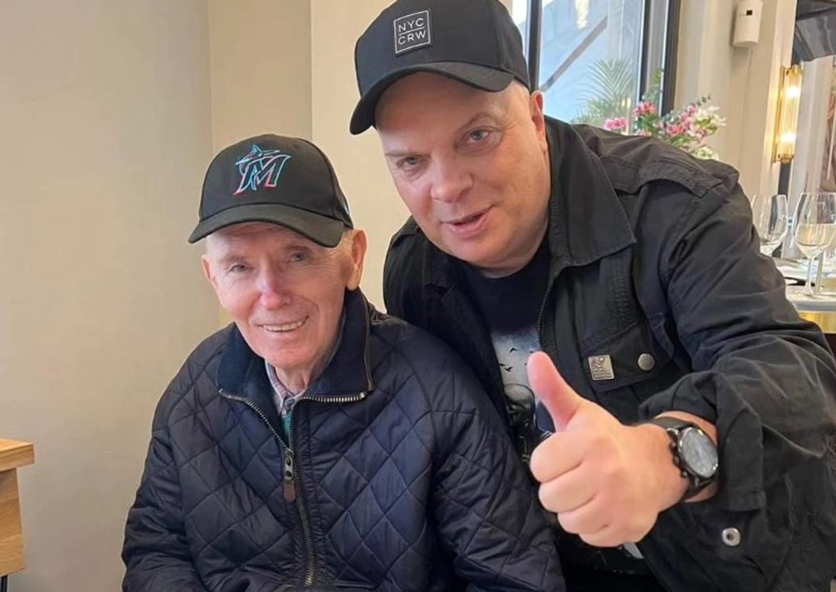 Krzysztof Skiba odwiedził w Domu Pomocy Społecznej Wojciecha Morawskiego