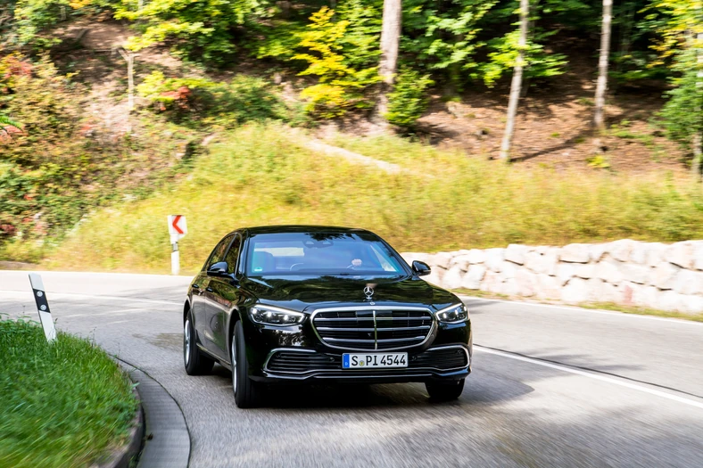 Mercedes S680 GUARD 4MATIC