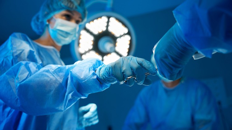 gyermek robotasszisztált műtét Magyarország