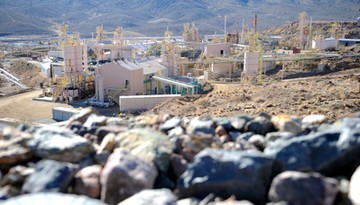 Pozorny spokój na surowcowej wojnie. Adwersarze Chin wydają miliardy na dywersyfikację