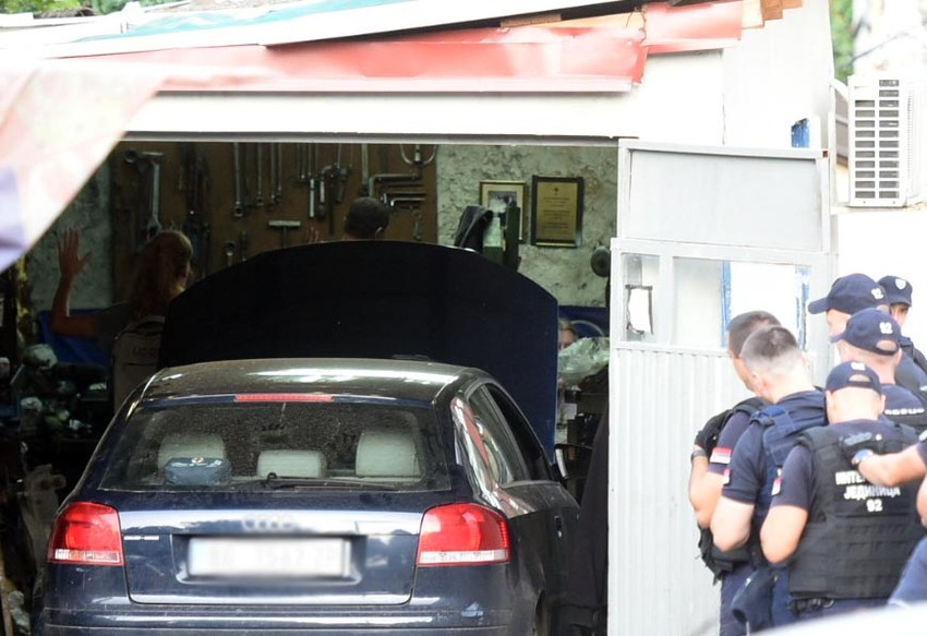 talačka kriza palilula auto servis hronika otmičar