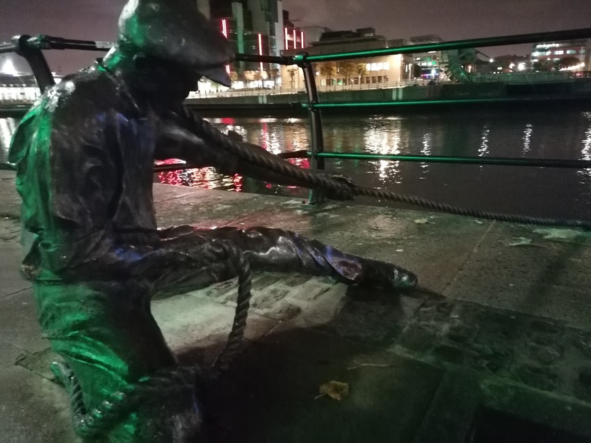 Dablin noću: Reka Lifi