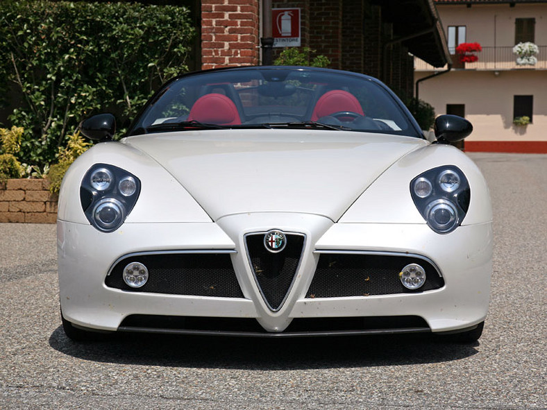 Alfa Romeo 8C Spider: pierwsze wrażenia z jazdy