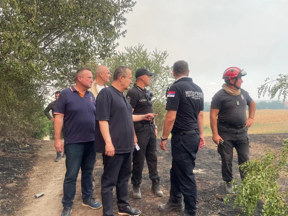 Ministar Ivica Dačić u Deliblatskoj peščari