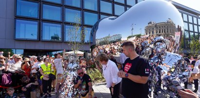 To jest serce Łodzi. Piękny pomnik stanął na placu WOŚP przed Pałacem Poznańskiego. Jurek Owsiak: - To jest coś nieprawdopodobnego