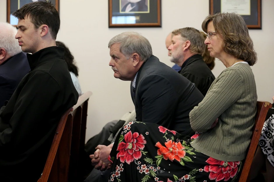 Džeromovi roditelji Bil i Karen Kankel na suđenju