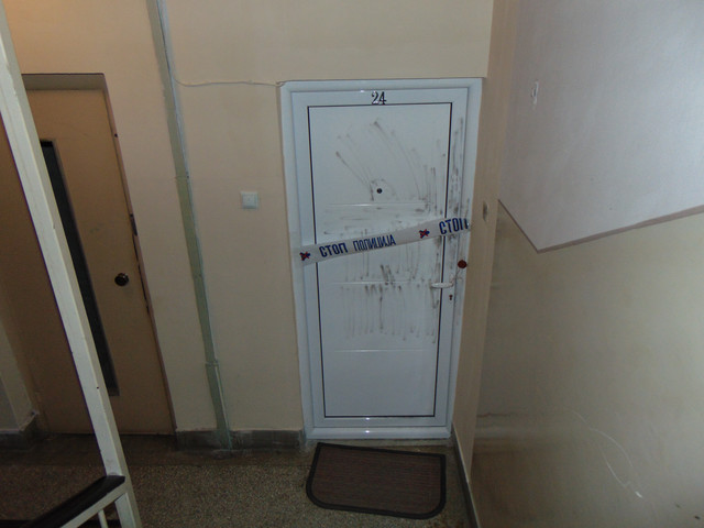 The door of the apartment where the murdered old woman lived.