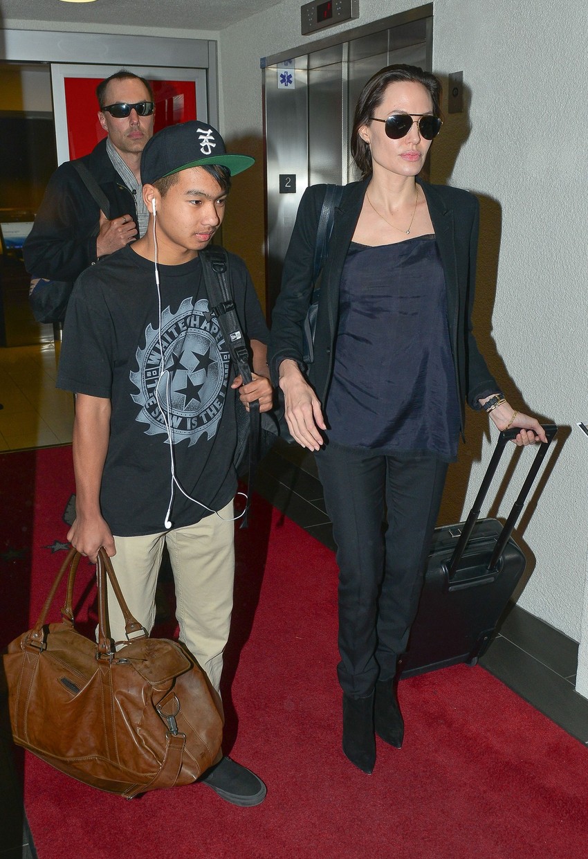 "Džolijevoj je ispran mozak"