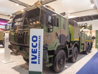 Zapłacił 1,7 miliarda euro z własnej kieszeni! Właściciel Świdnika przejmuje Iveco Defence