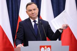 Prezydent Andrzej Duda prezentuje projekt ustawy o Sądzie Najwyższym