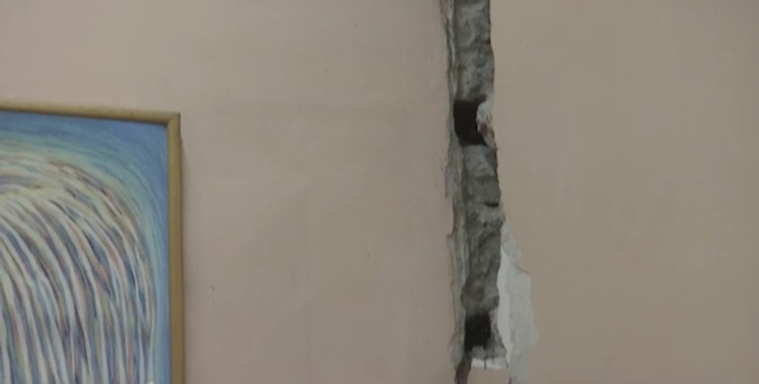 Zidovi u katastrofalnom stanju