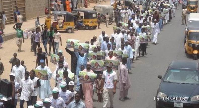 Shiite members protesting