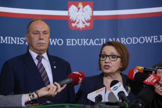 Według szefowej MEN reforma edukacji jest przemyślana, odpowiedzialna i rozłożona na wiele lat