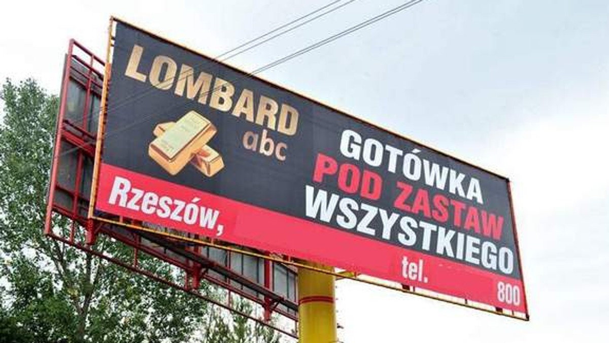 Ludzie zostawiają w lombardach to, co mają najcenniejsze: biżuterie, telefony a nawet samochody - informuje serwis nowiny24.pl.