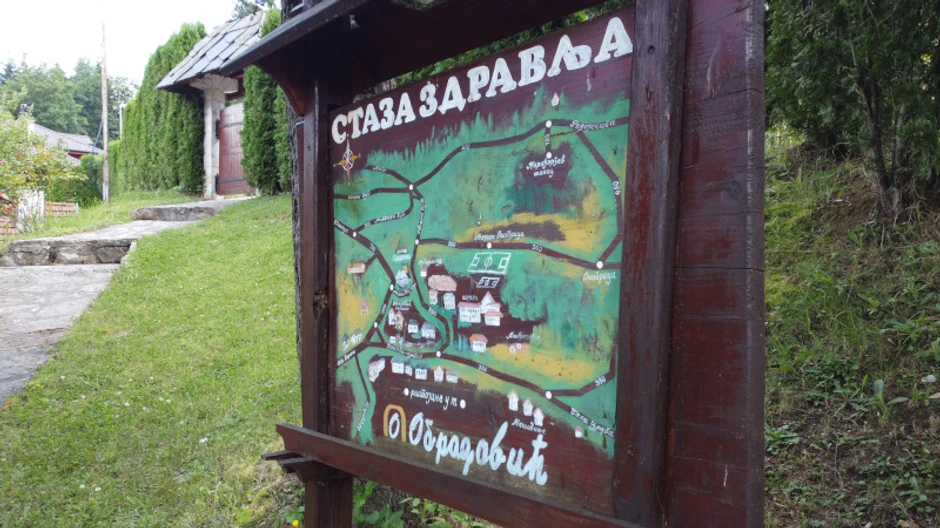 Selo Katići na Mučnju bogato je prelepim pejzažima i stazama zdravlja koje su idealne za duge šetnje