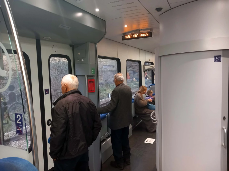 U stanici Resnik voz je stajao sat i po