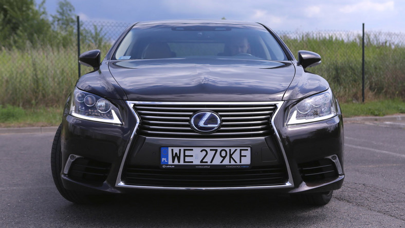 Lexus LS 600h L czy hybrydowy napęd w luksusowym