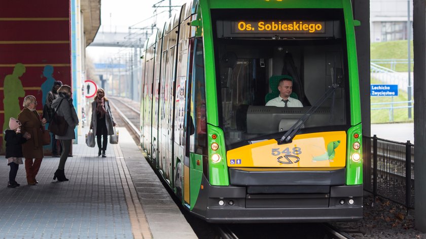 Wyburzą bloki pod tramwaj na Naramowice