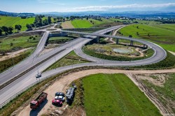 Nowa zakopianka już prawie gotowa. Ależ to będzie jazda po nowych estakadach i mostach! [ZDJĘCIA]