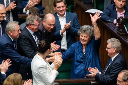 Zarabiają 37 tys. zł za jedno posiedzenie w miesiącu? Oto jak wygląda praca w RPP